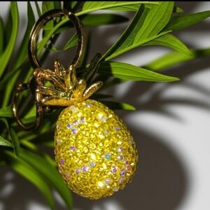 Crystal Pineapple Keychain Charm - Yellow Gold Sparkle